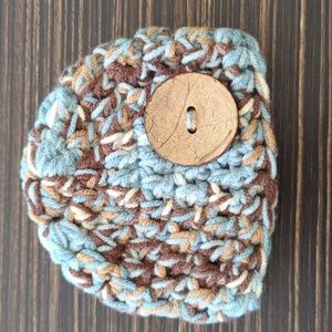 Newborn knitted hat - perfect for photoshoots